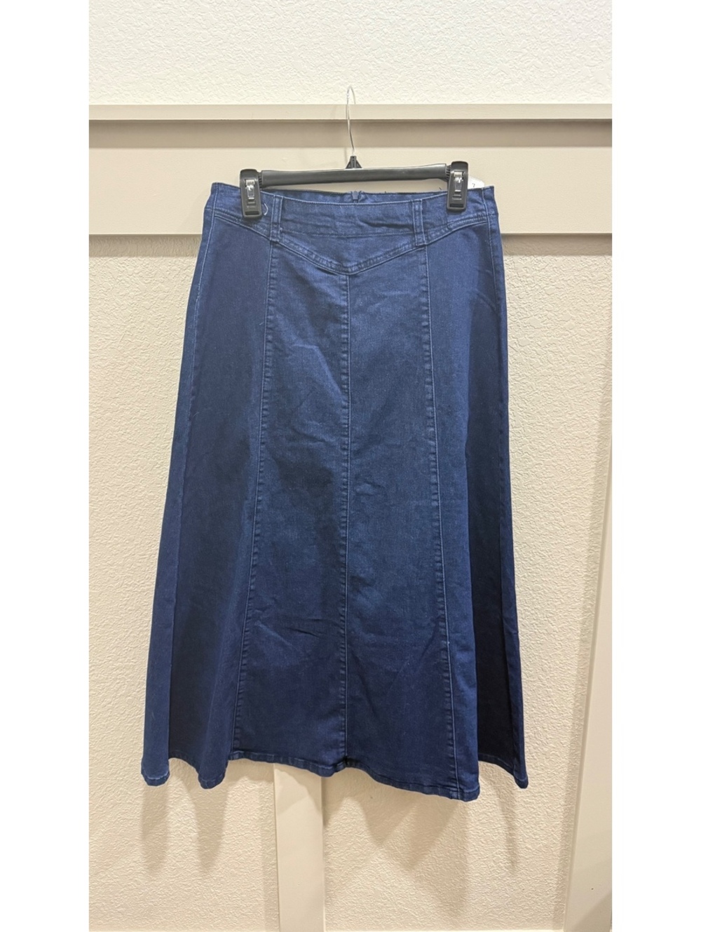 Yoeasy Dark Wash Denim Midi Skirt – Size Large